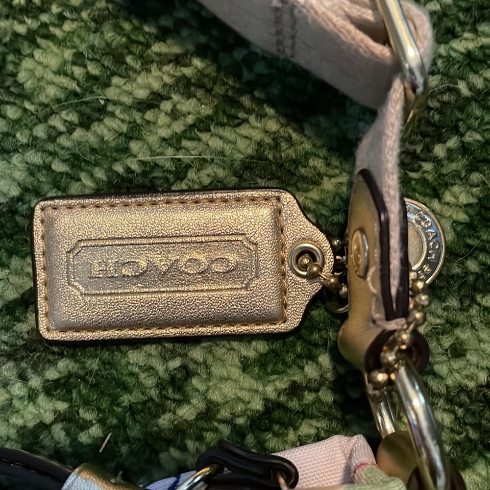 Coach Pop ‘C’ Grafitti Crossbody Bag - Picture 3 of 5
